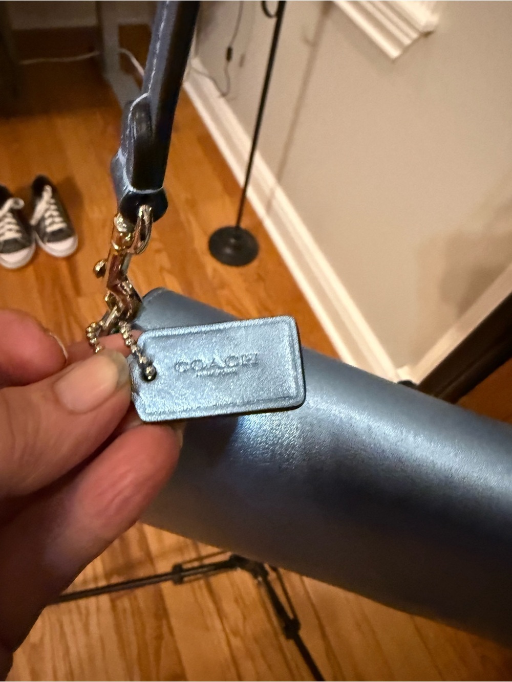 Coach Reversible - Picture 5 of 11